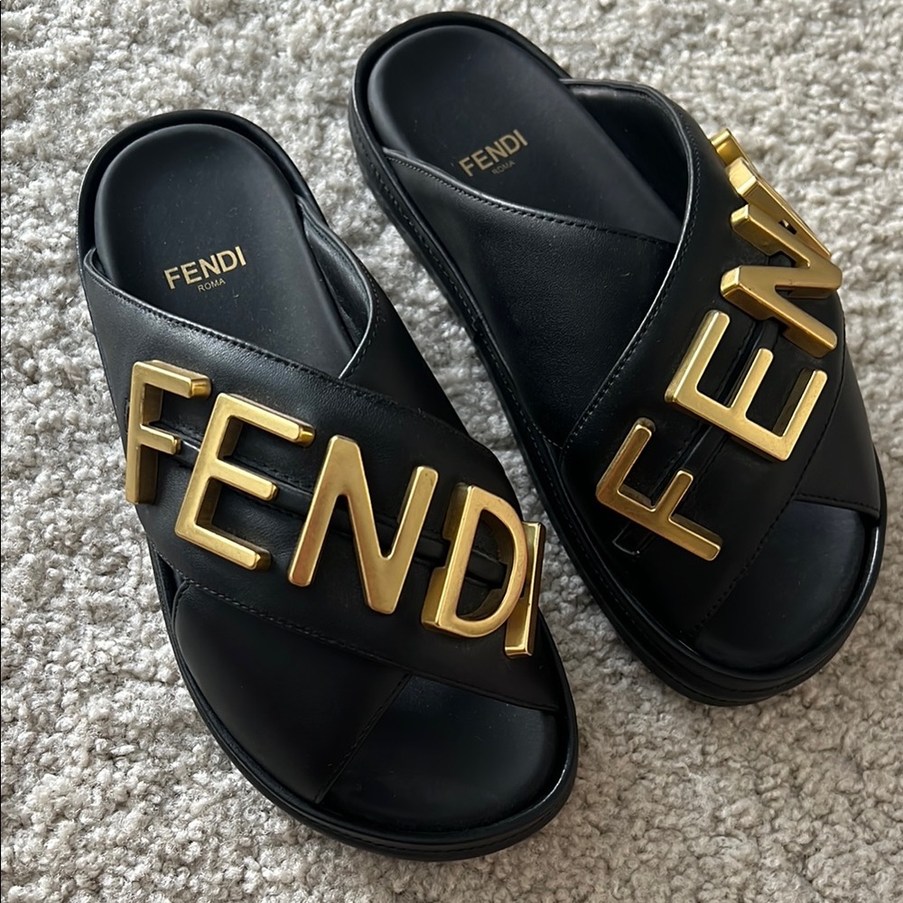 Beautiful slide sandals size EU 38 US 7 NEW